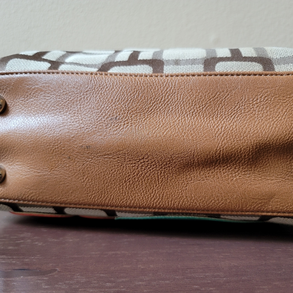 NINE WEST - Picture 3 of 10